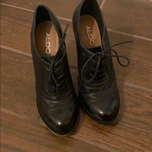 Aldo lace up heel
